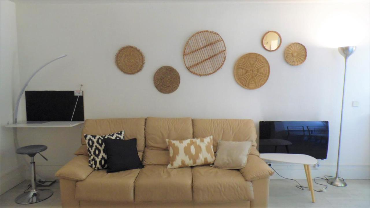 CANNES plage 2mn/45m2/vue mer/inernet/clim/parking privé Eksteriør billede